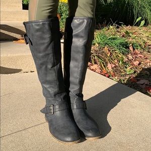 Madden girl knee-high boots size 9